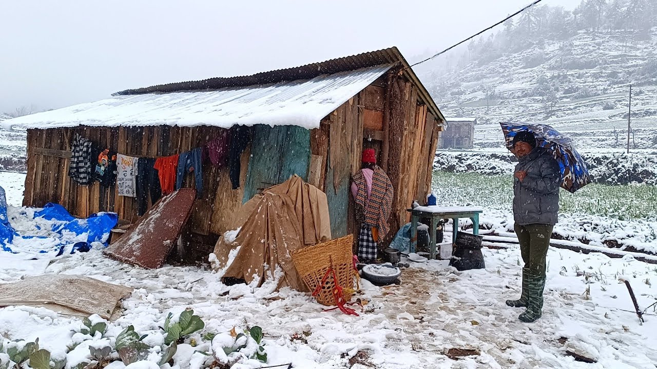 Himalayan Village Life | Nepal | Most Peaceful And Very Relaxing Life into the Snow | RealNepaliLife