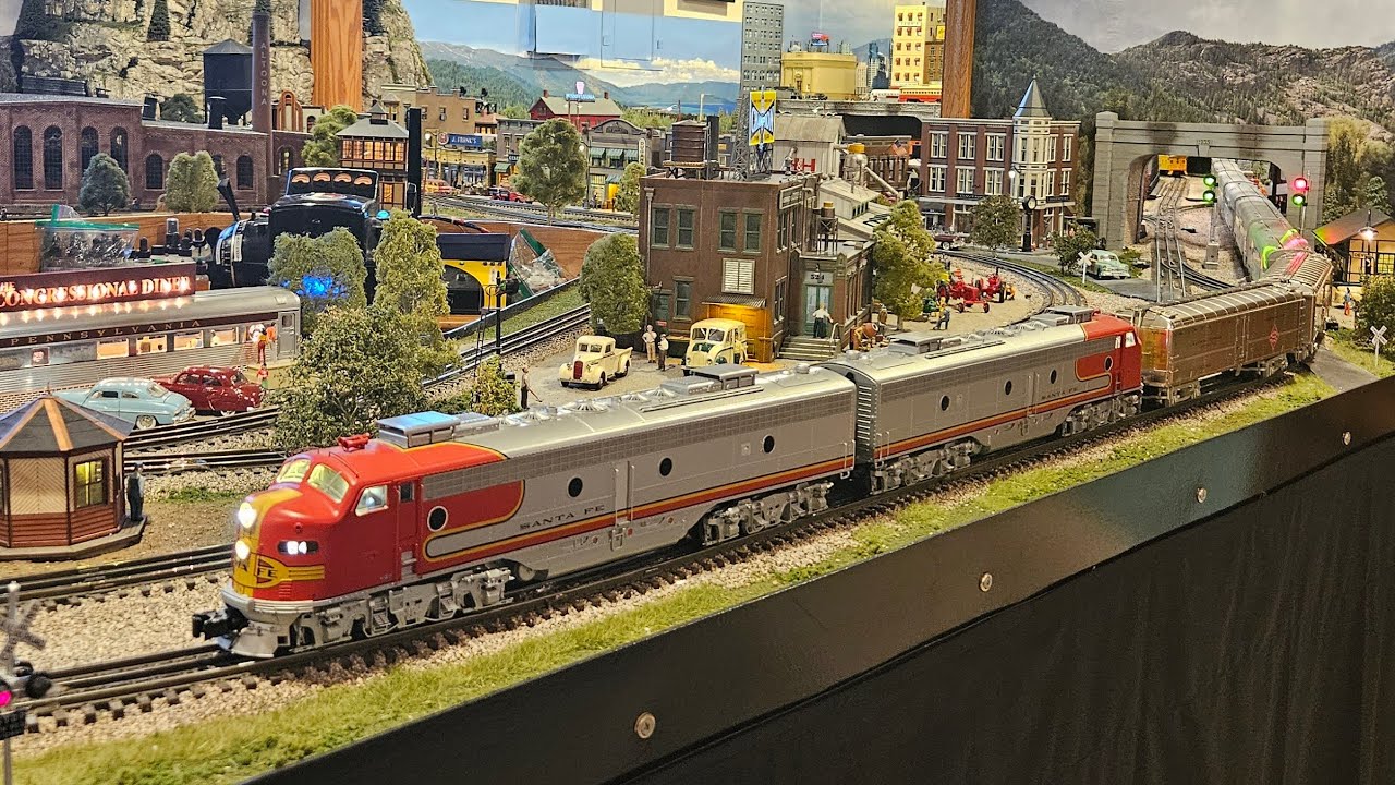 A Tour of The Layout (#TrainManDan 2,000 Subscriber Special)