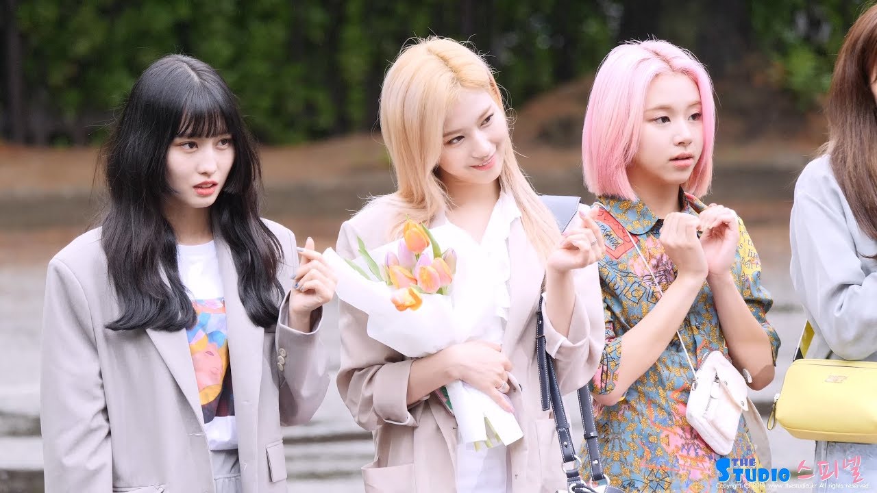 190426 트와이스 FANCY 컴백 뮤직뱅크 출근길 4K 직캠 TWICE Comeback fancam by Spinel