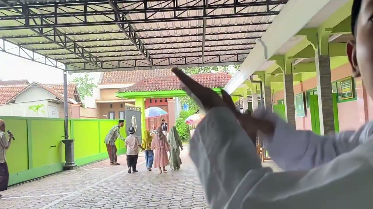 KESERUAN LOMBA DI MADIN TPQ MIFTAHUL HUDA GANDONG
