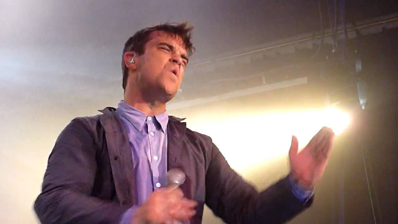 Robbie Williams - Angels aka Ninjas @ Secret showcase Melkweg Amsterdam 9 dec 09
