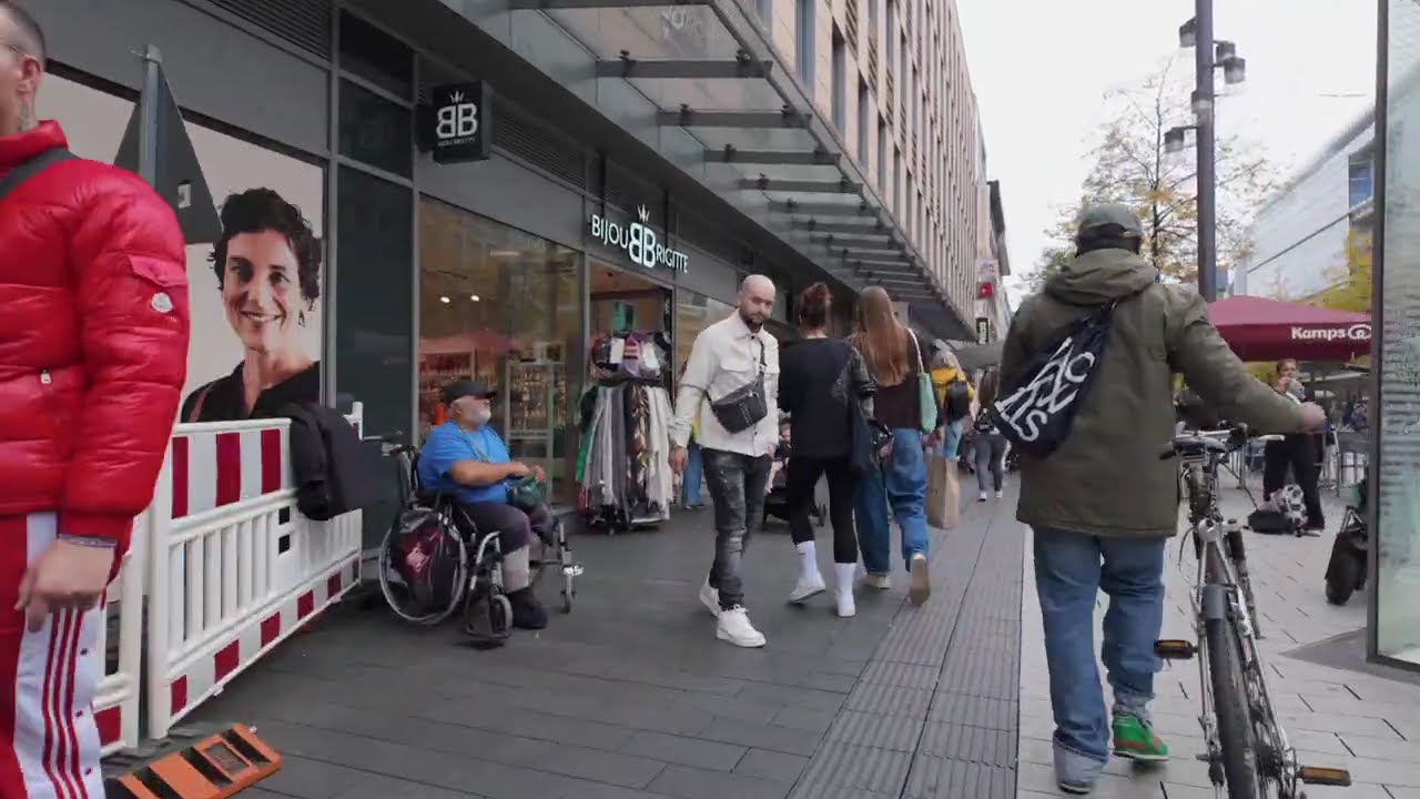 Mannheim in 4K | Spaziergang durch die Quadratestadt – Vom Neckartor bis zum Wasserturm & Schloss
