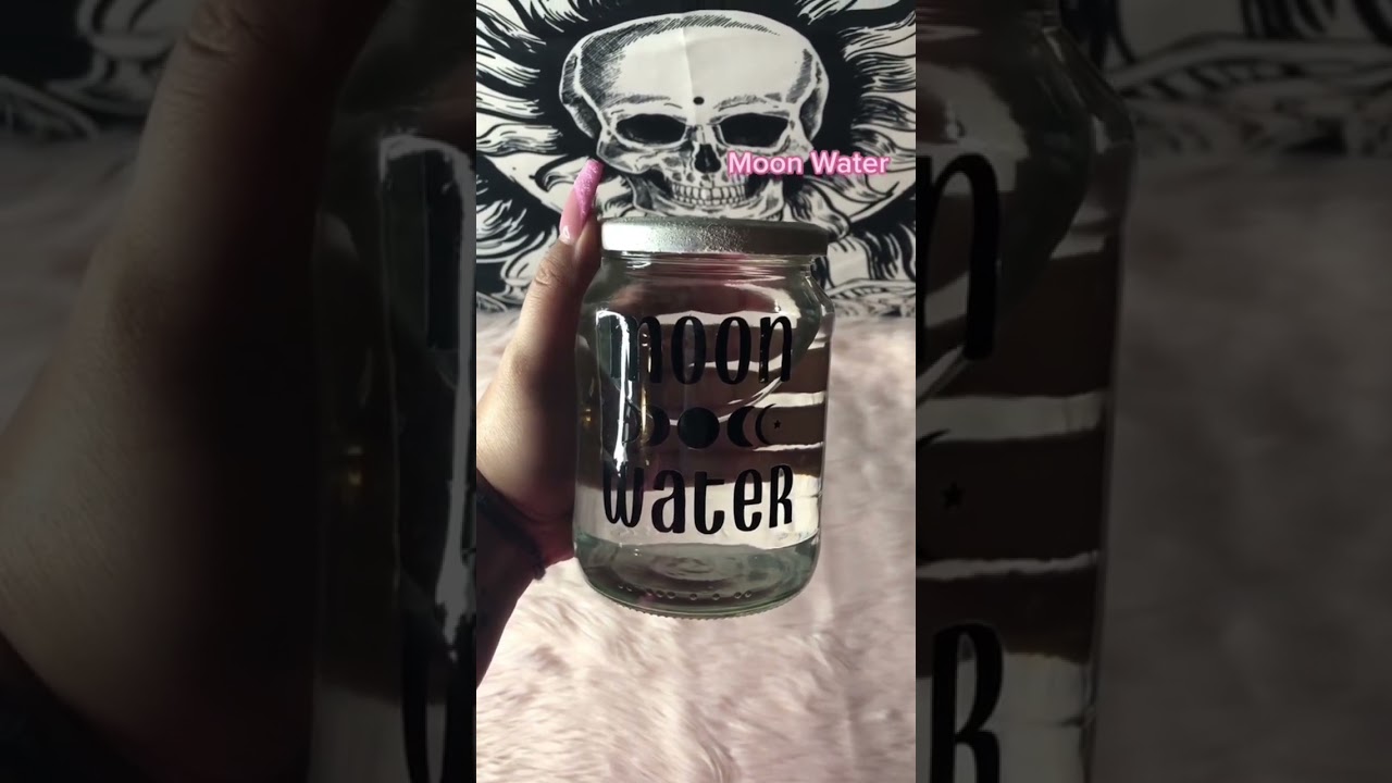 How To Make A Cleansing Spray 💨✨ #witchy #bruja #magick #occult #witch #witchcraft #witches