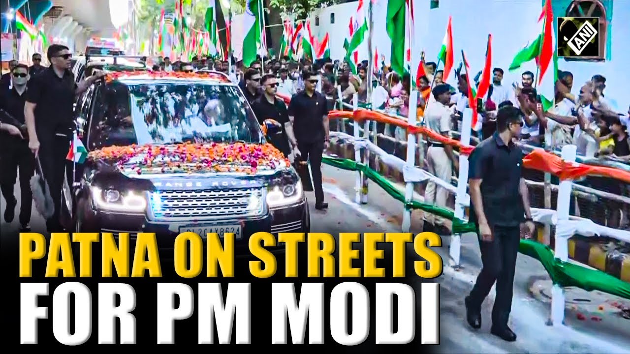 PM Modi Bihar Visit: PM Modi holds roadshow in Patna