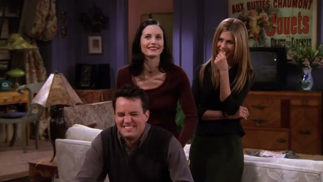 Friends Drama! Monica & Phoebe Fight 💥 | Restaurant Clash & Chandler Confrontation 🍽️💆‍♂️