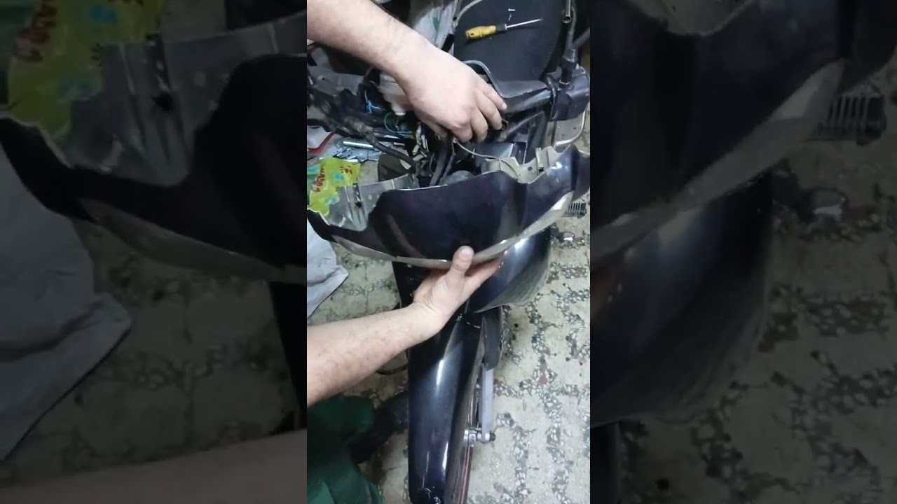 Motosiklet far tamiri . cub motor far ampul değişimi