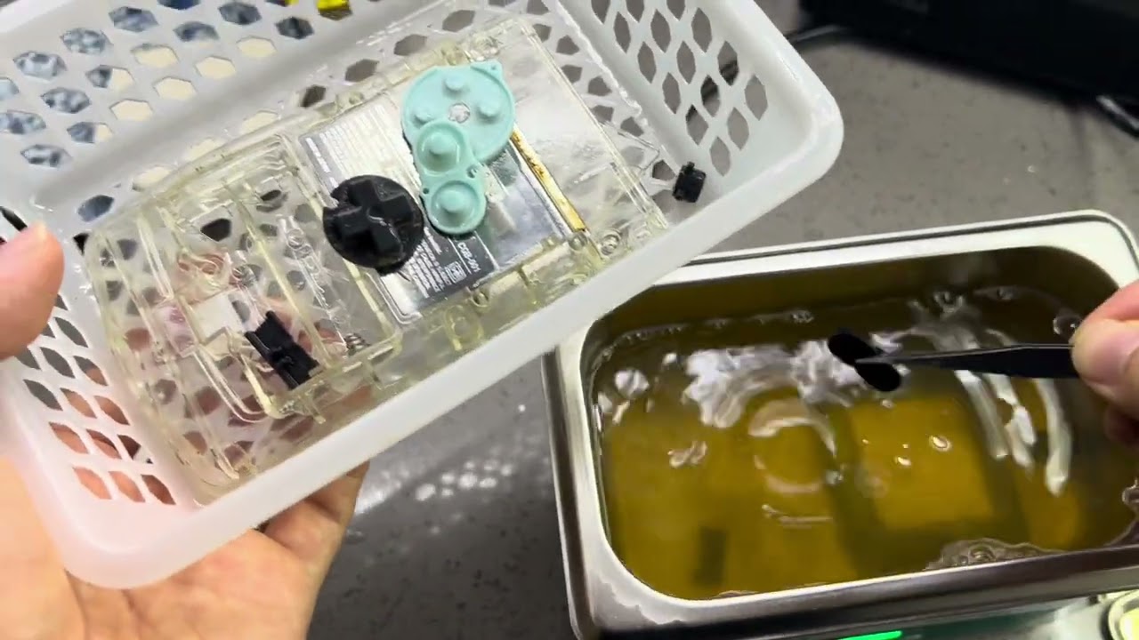 Screen upgrade & sanitation of client’s Gameboy