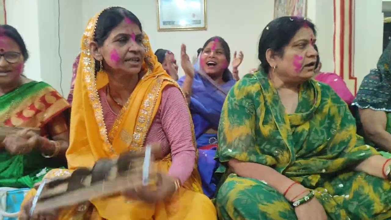 बाहर निकलो तो बांके बिहारी ♥️♥️♥️ होली होगी हमारी  तुम्हारी 