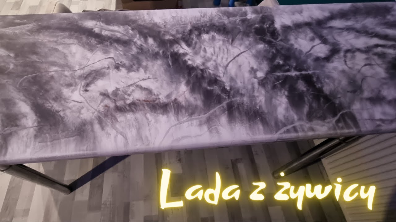 Lada kuchenna z żywicy .