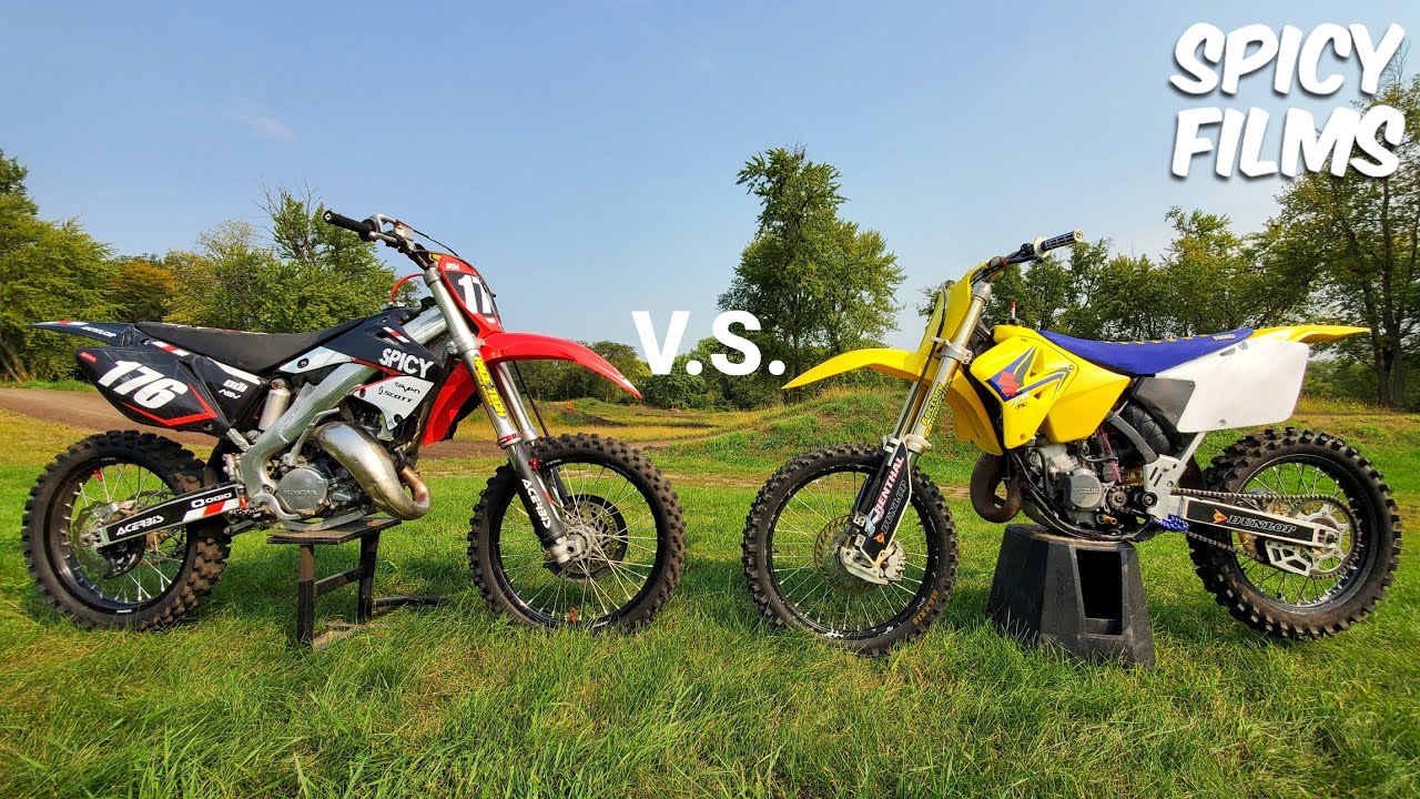 CR125 против RM125