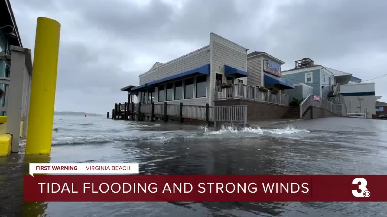 Tidal flooding and strong winds in Virginia Beach
