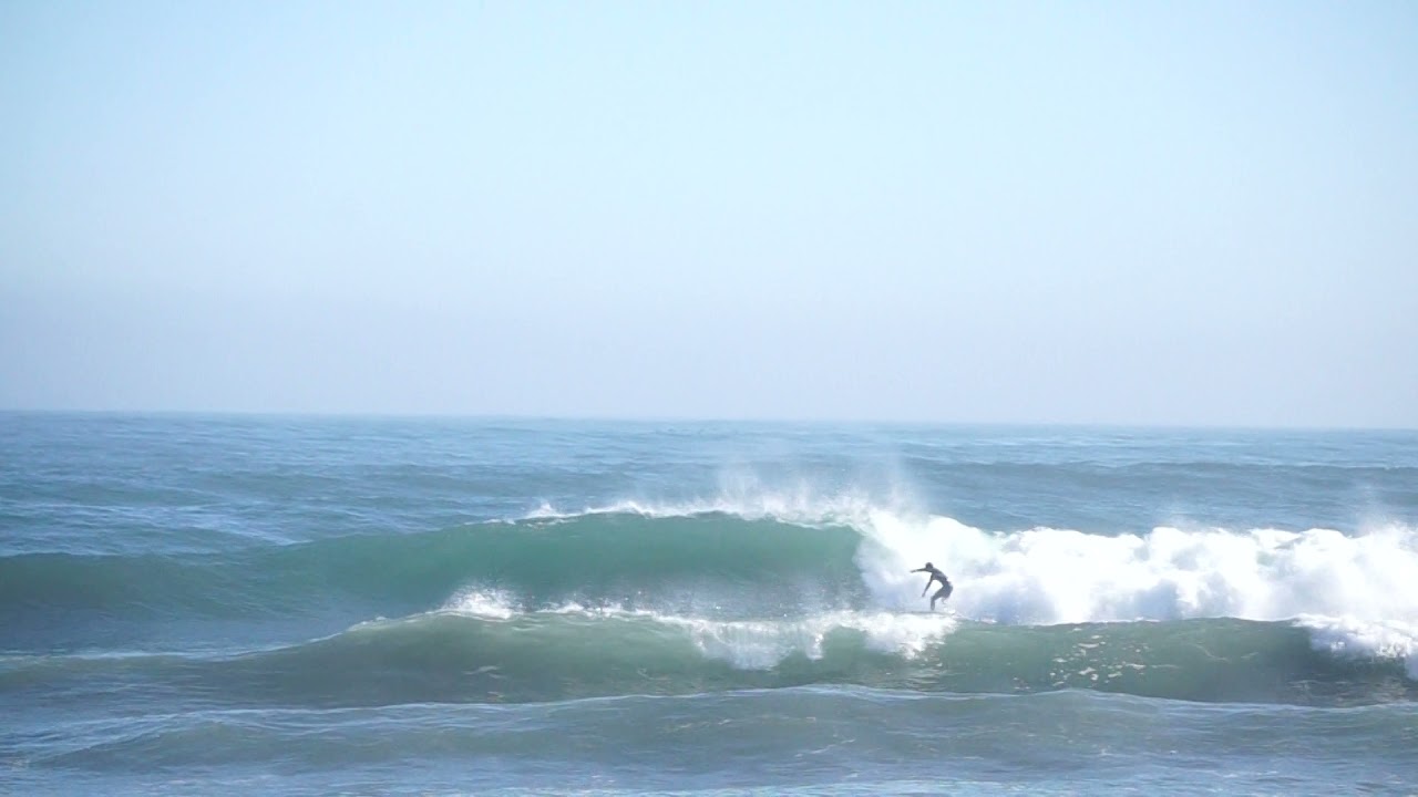 Surf en Conc&oacute;n - Chile (Playa La Boca)