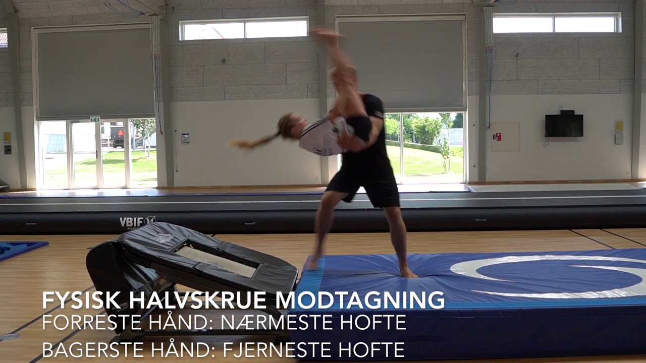 DGI Tr&aelig;nerguiden Gymnastik - Modtagning Halvskrue