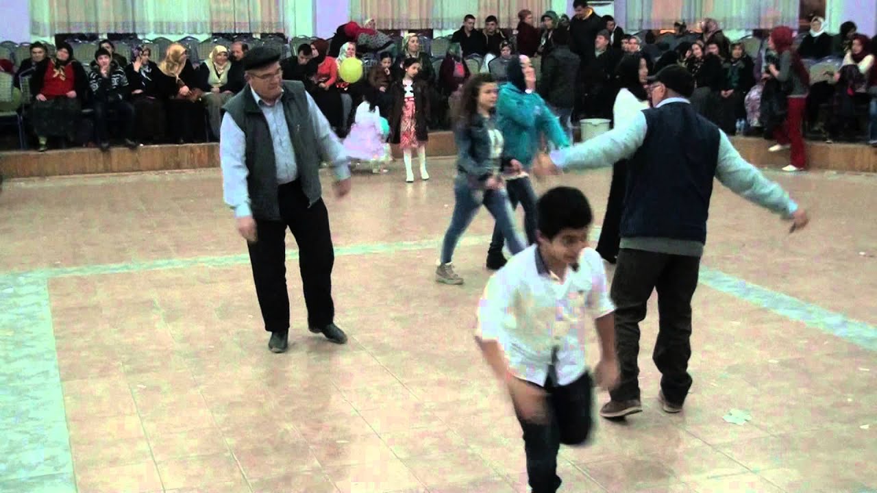 uşagın banaz  alaba köyün amcaların oynu