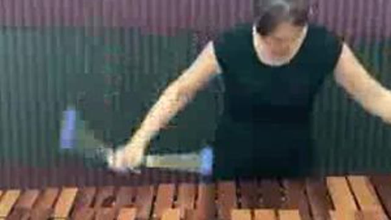 爱的致敬丨打击乐张景丽老师《远望》