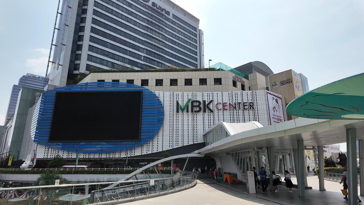 Bangkok's Most Iconic Shopping Mall : Exploring MBK Center