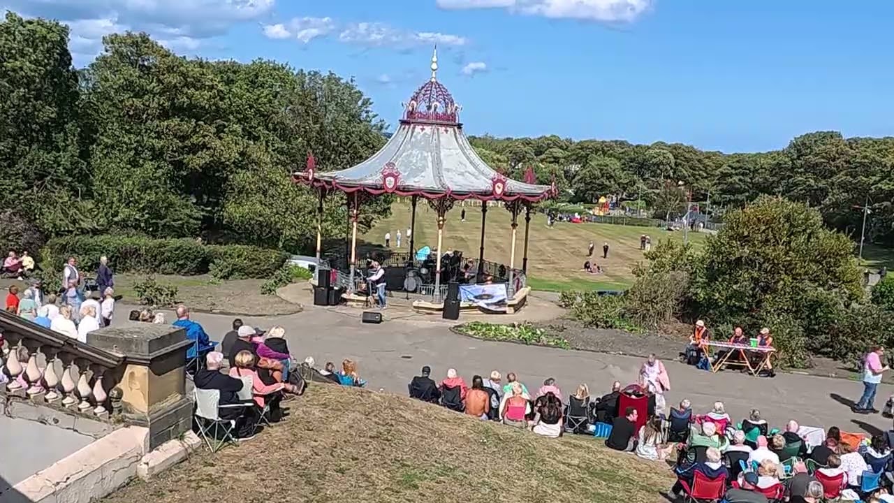 Be My Baby Howard Baker Band Marine Park South Shields