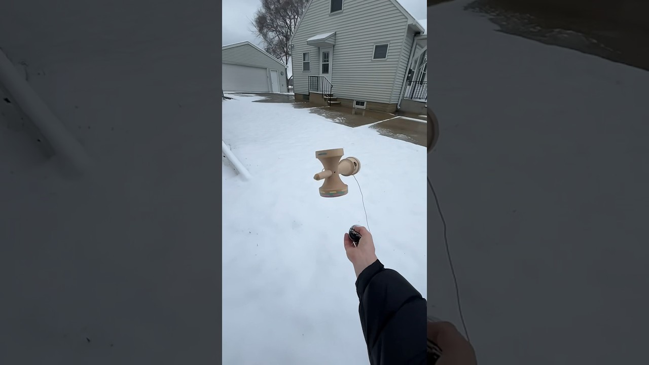 Snow Sesh ⛄️❄️ #kendama #fyp #shorts