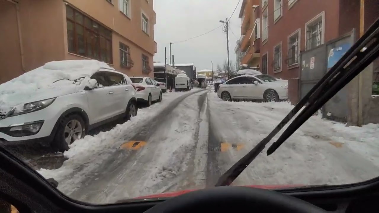Karlı buzlu yollarda Regal raptor elektrikli otomobil zorlandı mı kaldı mı gidebildi mi Regal e car