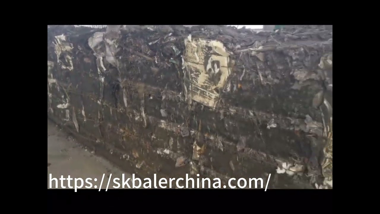 Jumbo baler machine