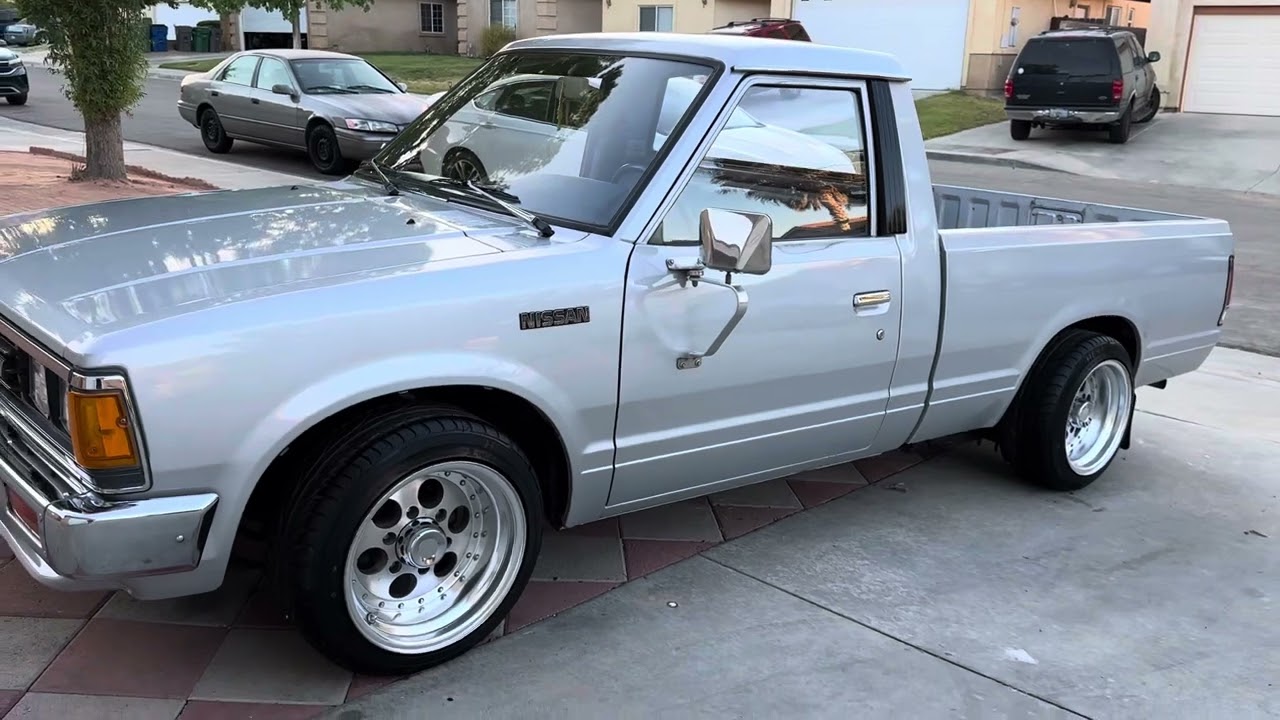 Old school 720 w/ 57k og miles dropped on enkei gamblers
