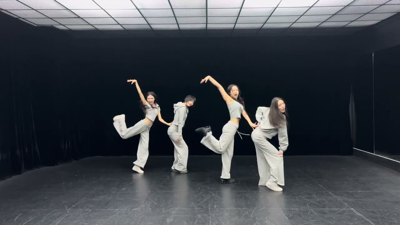 NAVILLERA(나빌레라) - ‘NO LIMIT’ Dance Practice (LIVE ver.)