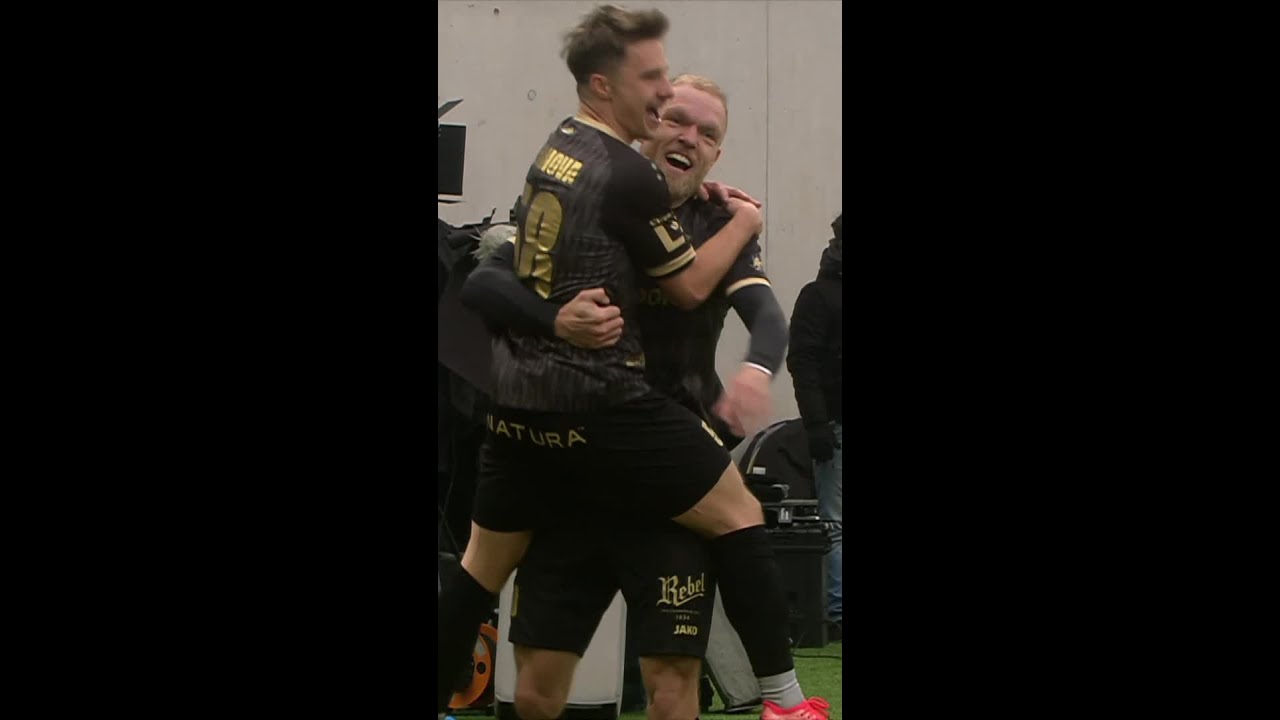 Goal by Adam Vlkanova