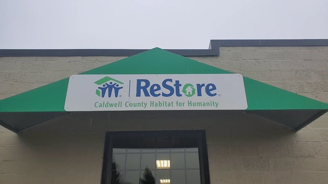 Come go with me today to the Habitat Restore of Caldwell #Restore #Thrifting