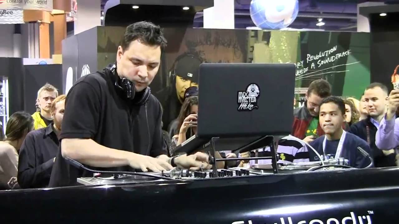Mix Master Mike of Beastie Boys Live CES 2011 Las Vegas (1/2)