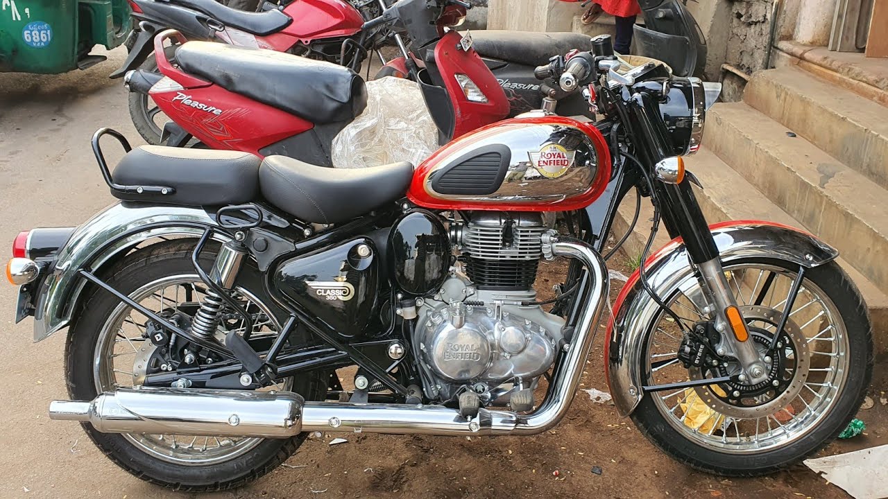 ROYAL ENFIELD CLASSIC UNPACKING TO MAKE THREE WHEELER FOR PHYSICALLY CHALLENGED PEOPLE VIJAYAWADA.
