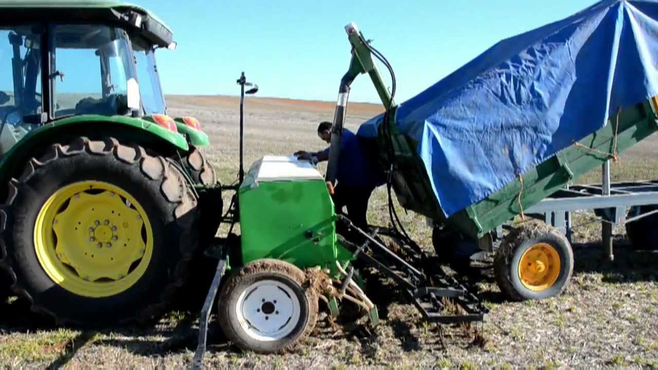 John Deere 5720 & Sembradora Solano-Horizonte. Sembrando cebada