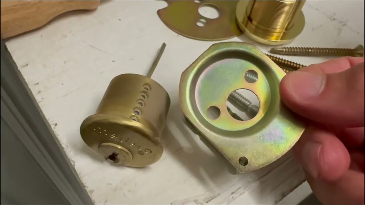 How To Re-Key A Medeco Rim Cylinder Lock / Change A Lock Core