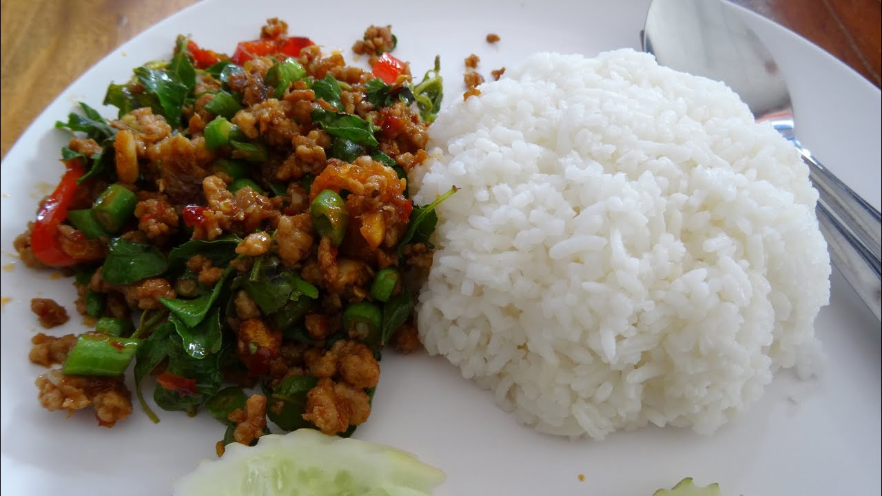 ผัดกระเพราโบราณบ้านโป่ง