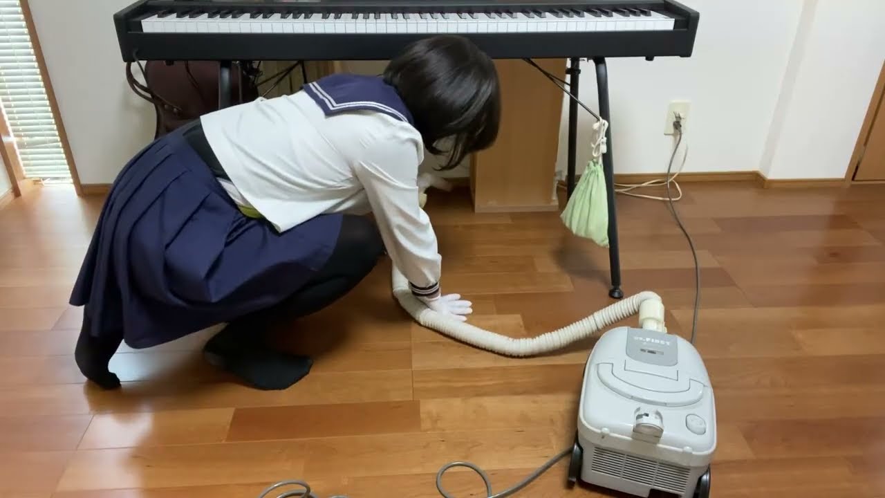 【セーラー服着て掃除機かける】ＢＧＭ無し #掃除機ASMR #掃除機ルーティン