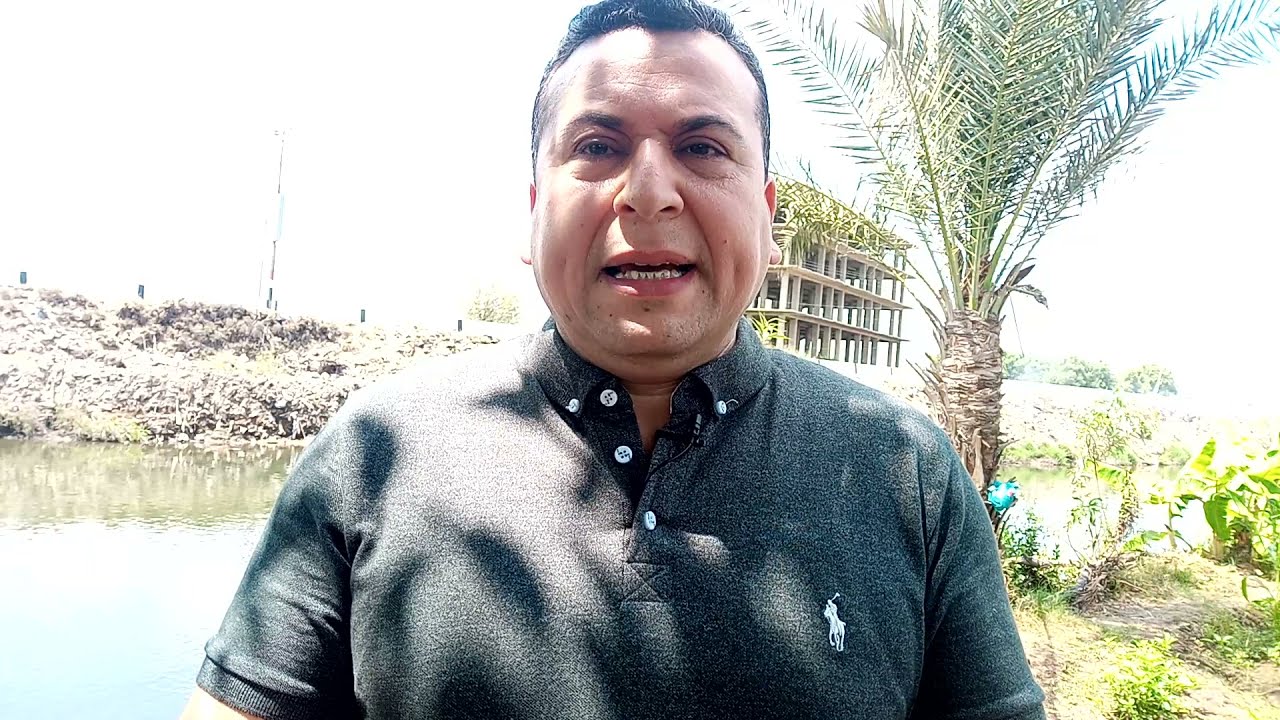 ثلاثه لا ترتفع صلاتهم فوق رأسهم شبرا