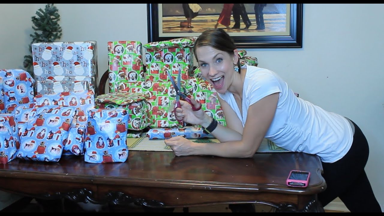 Watch me WRAP ALL OF MY GIFTS quickly!