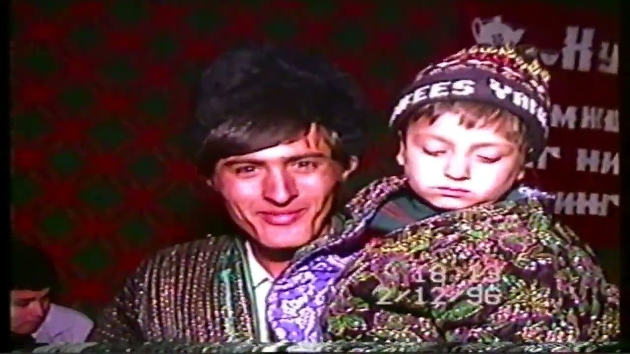 UZTOZ SANʼATKOR BAYRAMALI BEKJONOV UZTOZIM 1996-YIL ARXIVDAN VIDEO JONLI IJRODA BAHO BERAMIZ
