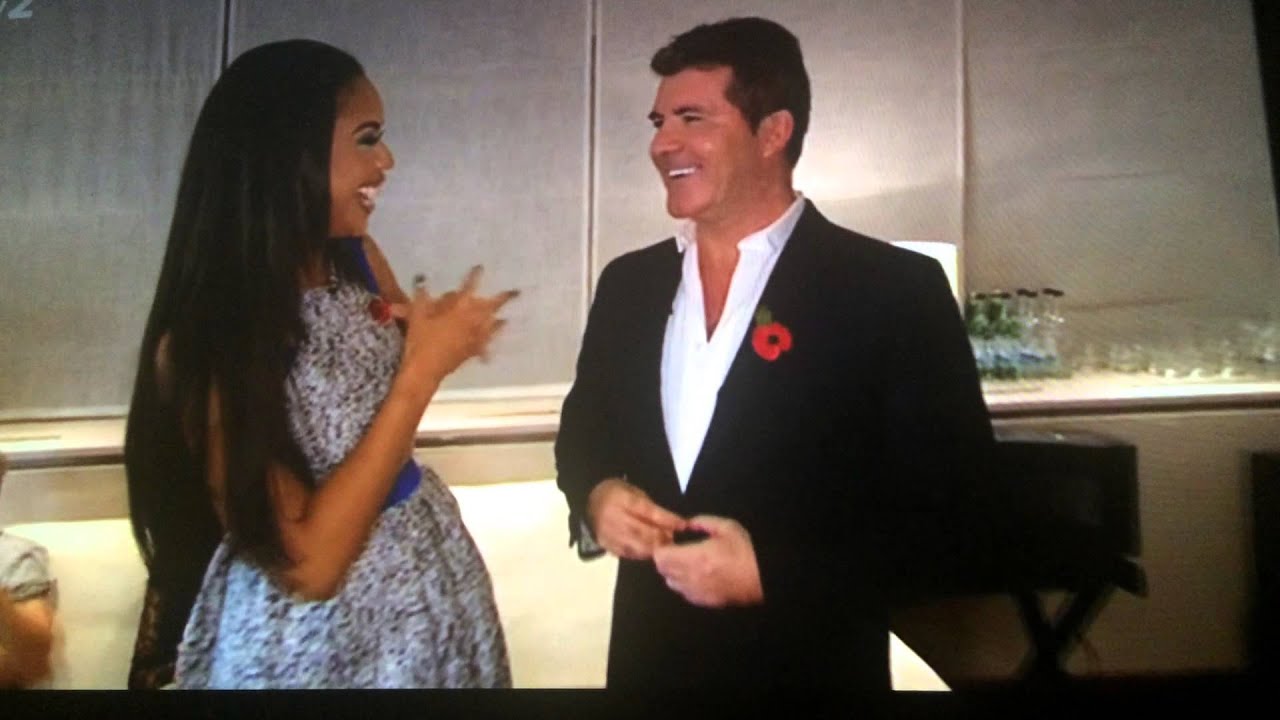 Niall horan and Simon cowel in Simons dressing room xtra factor. Funny