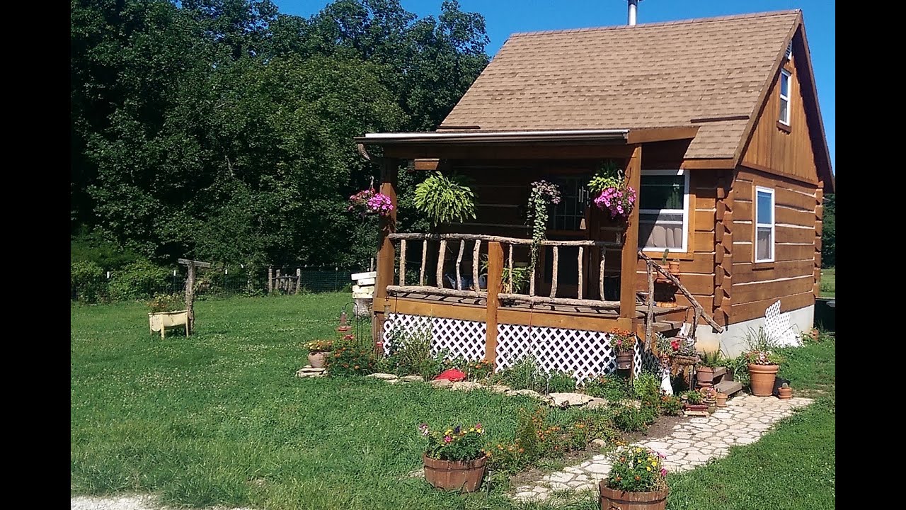 OFF GRID CABIN, 600 SQ FT AND NO SOLAR