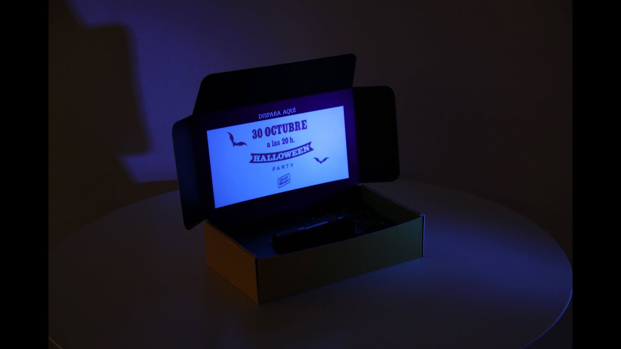 ¿Alguna vez has leído tinta invisible? Packaging impresión ultravioleta Halloween Oscar Mayer