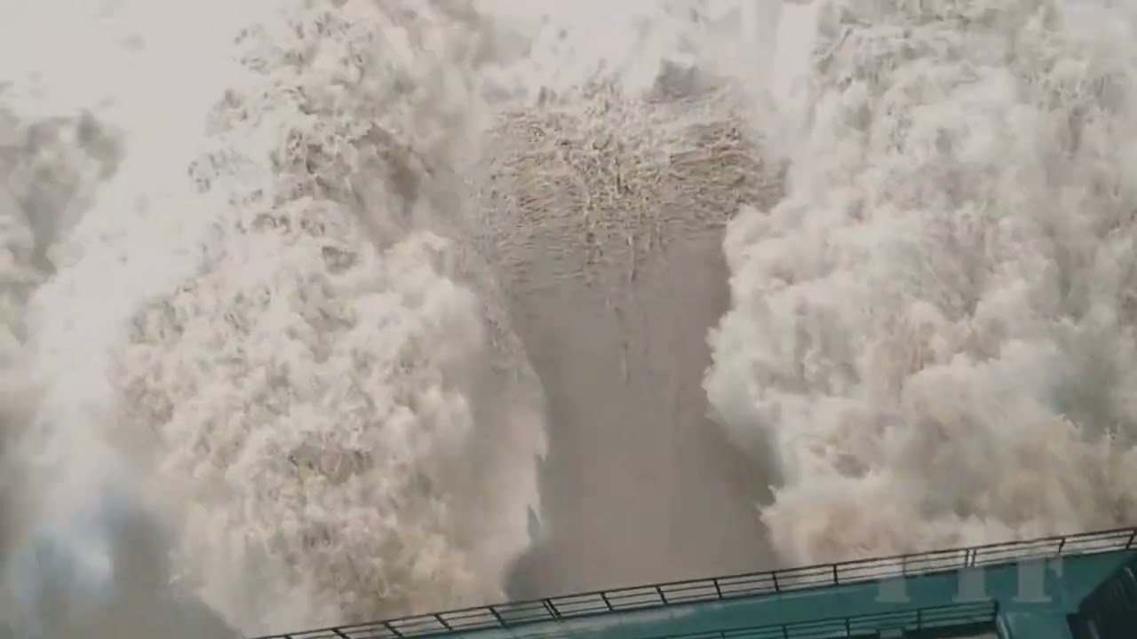 Narayanpur Dam (Basava Sagar Dam) Huge Water Release Yadgir District Karnataka