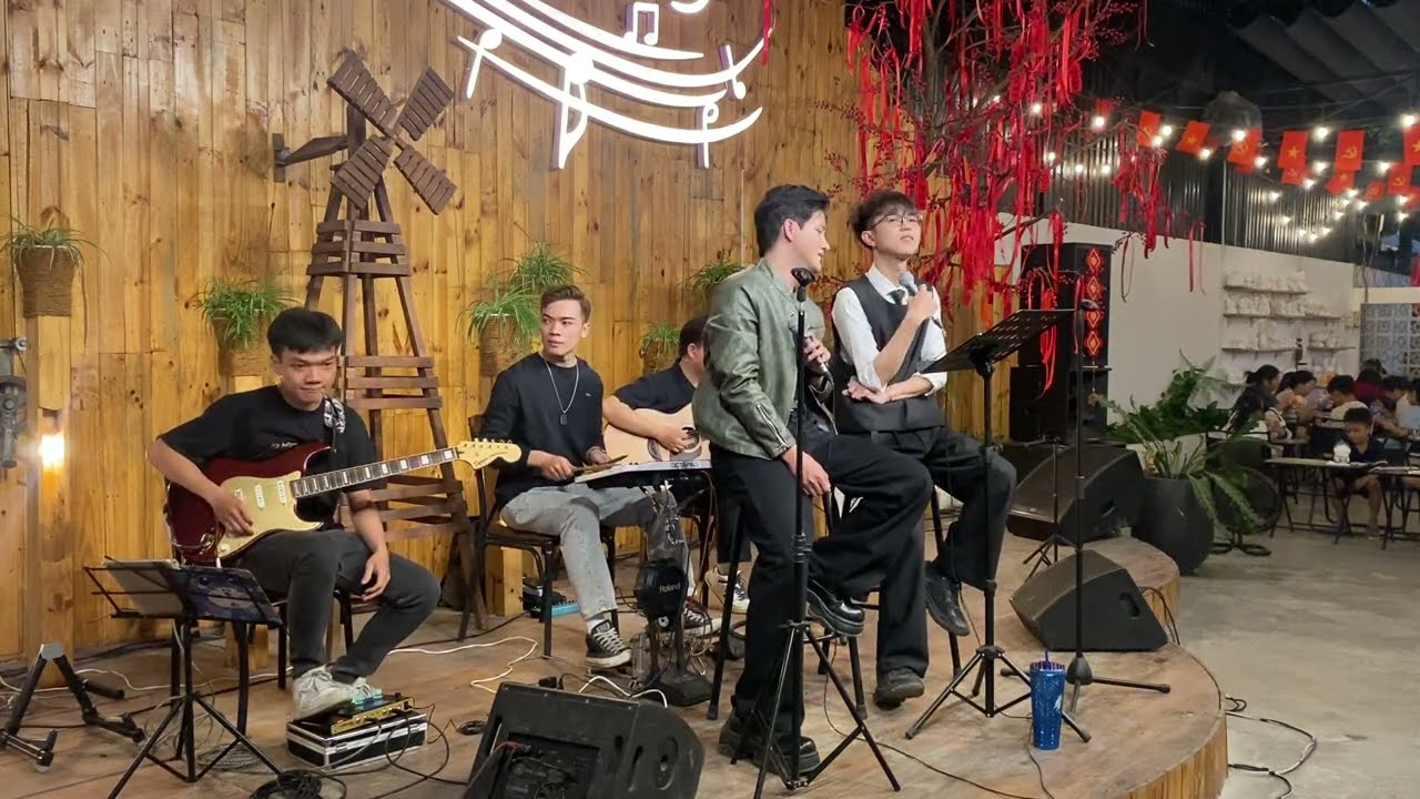 1.TRÌNH DIỄN