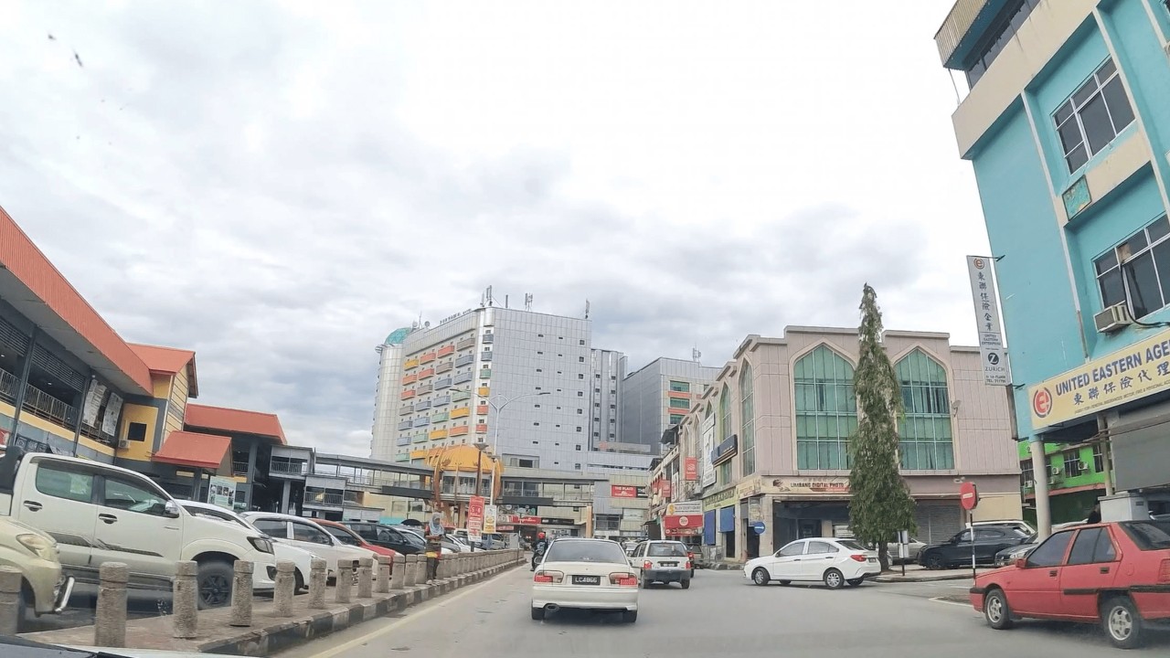 Lawas to Miri — but first, through Brunei | Part 1: Lawas to Limbang