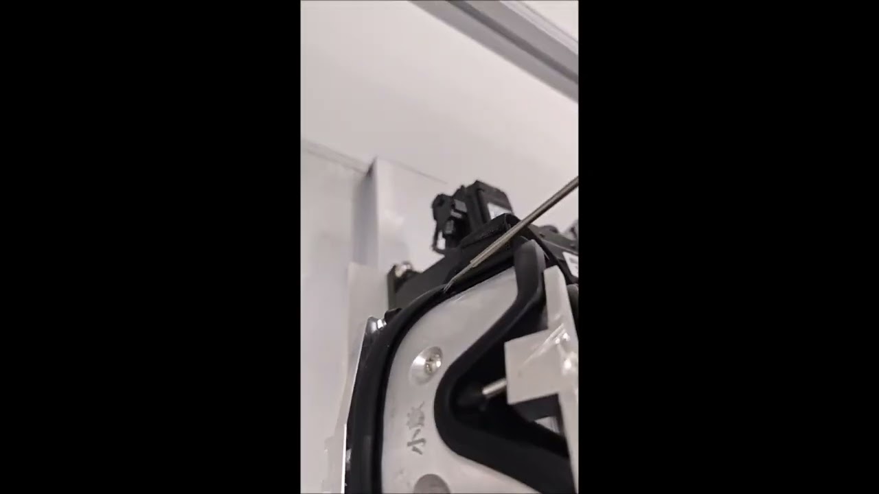 旭鴻新技(自動五軸平台雪鏡上膠影片)20240109 # 5-axis motion platform glue application video