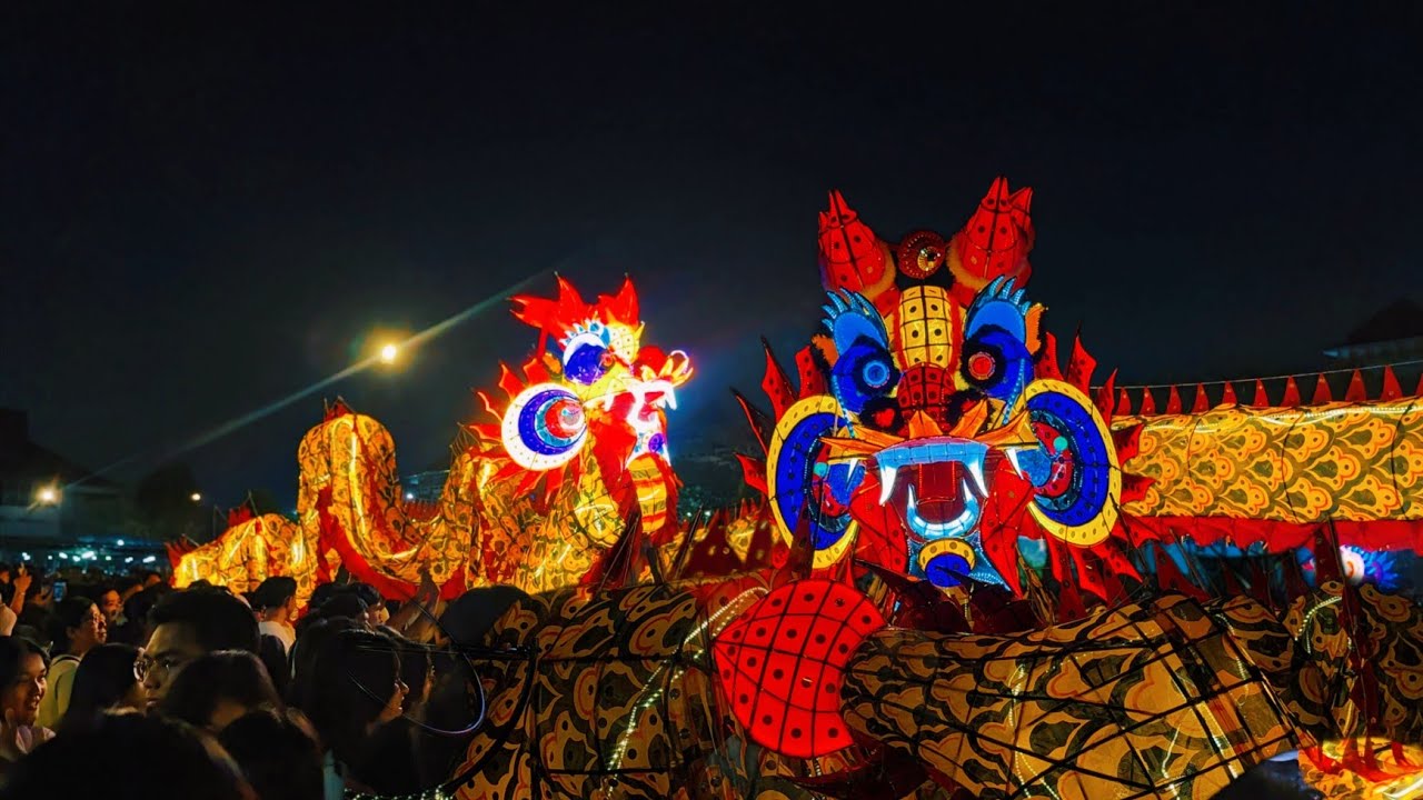 Atraksi Naga Bersinar HAPPY DRAGON di A Yani Megamall Pontianak 2026 - SHINE THE NIGHT