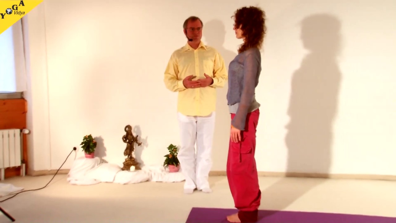 Sonnengruß - Surya Namaskar - Praktische Anleitung (Auszug aus einer kompletten Yoga Anfängerstunde)