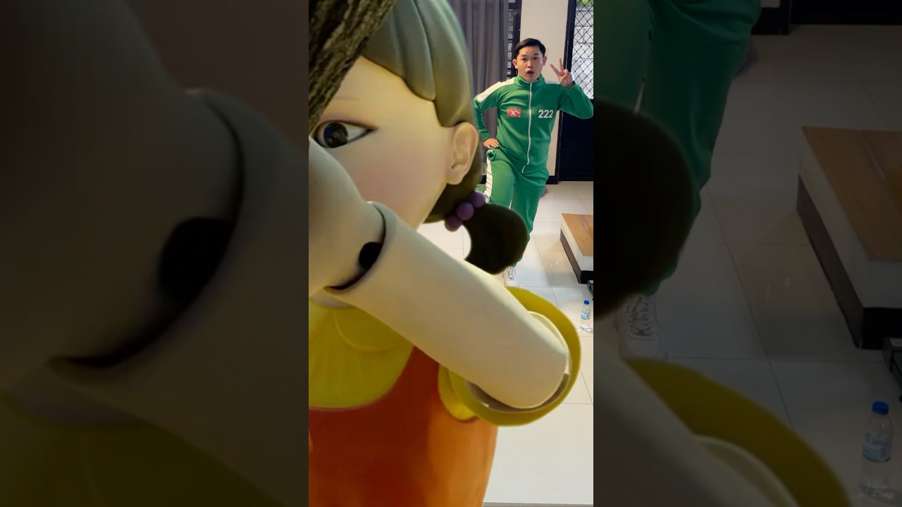 Squid Game in REAL LIFE?🤣