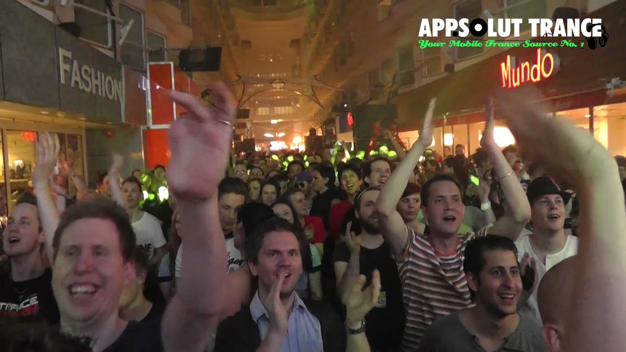 Ferry Corsten at Mondaybar Spring Break Cruise (2012)