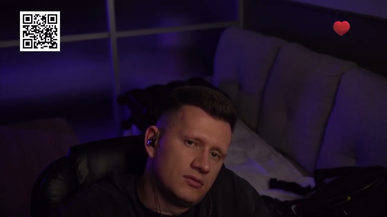 Молодая девчонка, рассказала все свои тайные истории / Вызвоны на сайте знакомств