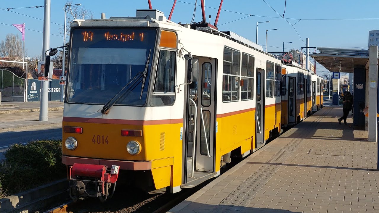 Budapest, 1A villamos N&eacute;pliget M- B&eacute;csi &uacute;t/V&ouml;r&ouml;sv&aacute;ri &uacute;t | T&aacute;tra T5C5